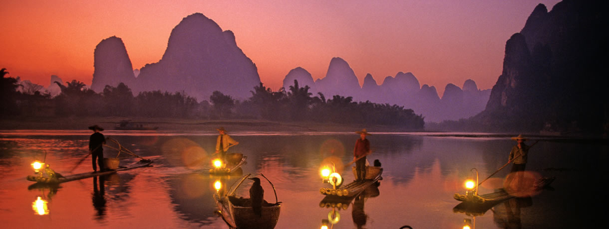 Learn about Chinese Traditional Culture, beautiful Guilin at dusk